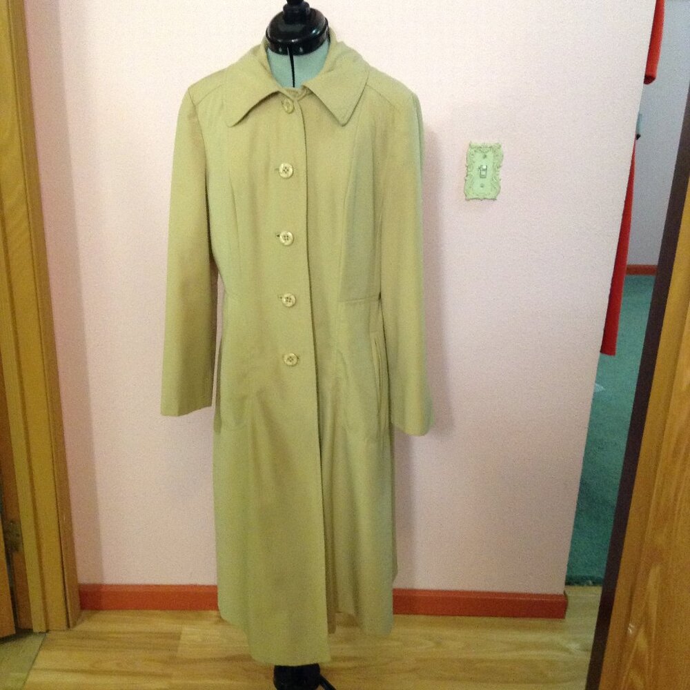 Vintage c. 1960s Youthcraft Coat Button-Up Lined Trenchcoat in Tan